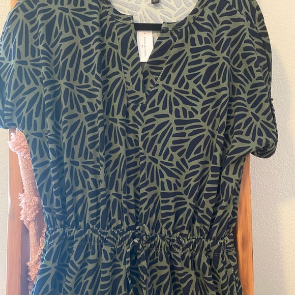 NWT Banana Republic Dress with Pockets! - Picture 2 of 9